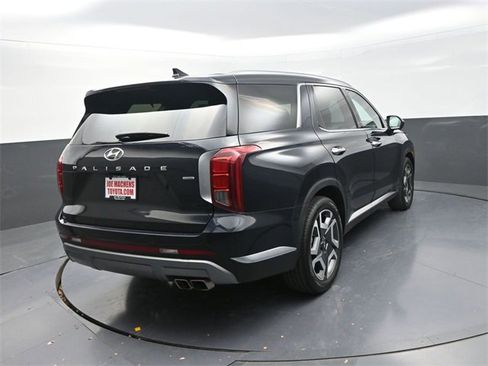 Used 2024 Hyundai Palisade Limited image 7