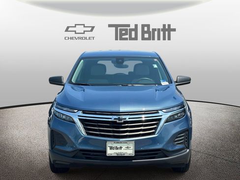 Certified 2024 Chevrolet Equinox LS w/ LS Convenience Package AWD/4WD image 2