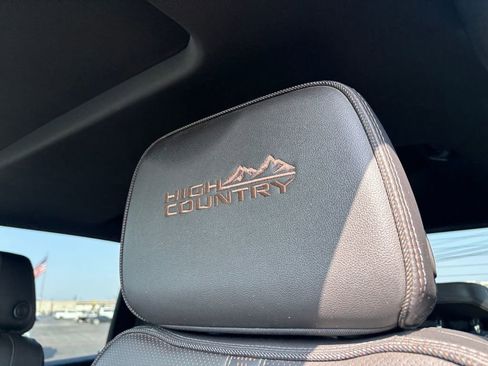 Used 2024 Chevrolet Silverado 2500 High Country w/ High Country Premium Package image 13