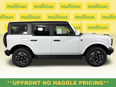 New 2026 Ford Bronco Outer Banks AWD/4WD image 2