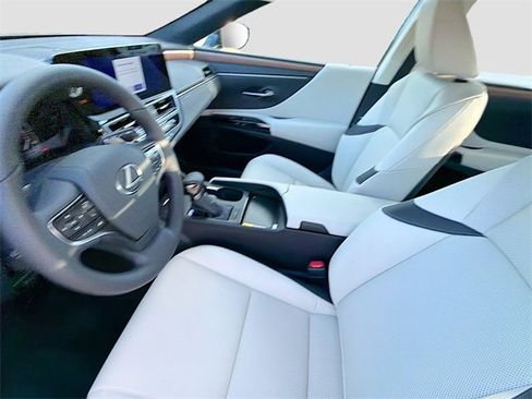 New 2025 Lexus ES 350 w/ Premium Package image 26