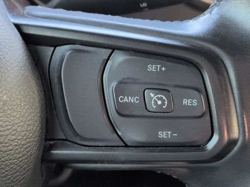 Used 2022 Jeep Gladiator Sport AWD/4WD image 24