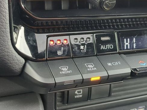 Used 2024 Toyota Land Cruiser image 14