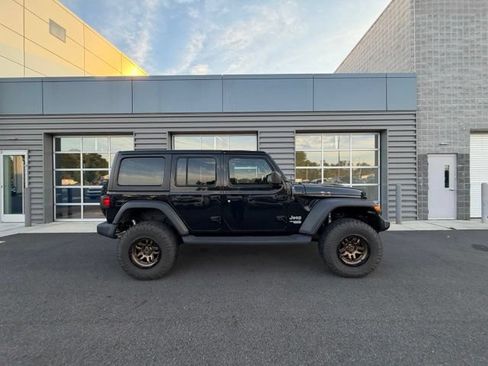 Used 2021 Jeep Wrangler Unlimited Sport AWD/4WD image 6