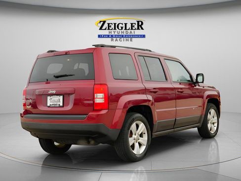 Used 2015 Jeep Patriot Sport w/ Power Value Group FWD image 8