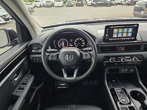 Used 2024 Honda Pilot EX-L image 17
