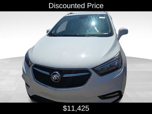 Used 2017 Buick Encore Sport Touring AWD/4WD image 3