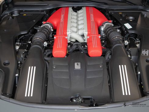 Used 2014 Ferrari F12 Berlinetta RWD image 10