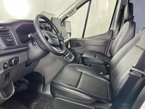 New 2026 Ford Transit 250 148 Medium Roof Extended AWD image 10