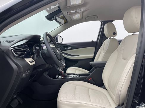 Used 2020 Buick Encore GX Essence w/ Advanced Technology Package FWD image 18