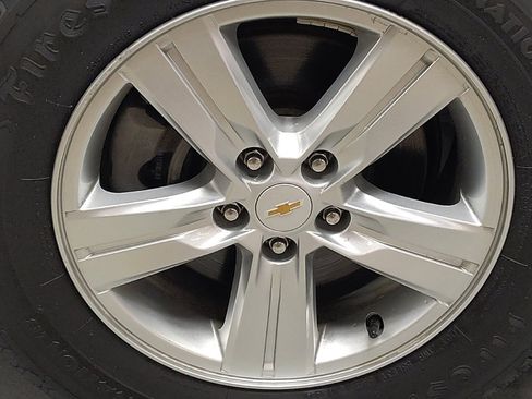 Used 2021 Chevrolet Trax LT FWD image 31