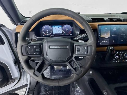 Certified 2023 Land Rover Defender 110 V8 AWD/4WD image 12