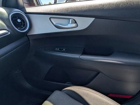 Used 2024 Kia Forte LXS FWD image 21