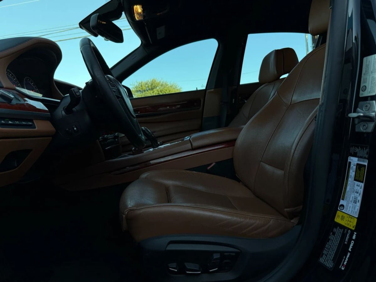 Used 2013 BMW ALPINA B7 RWD image 41