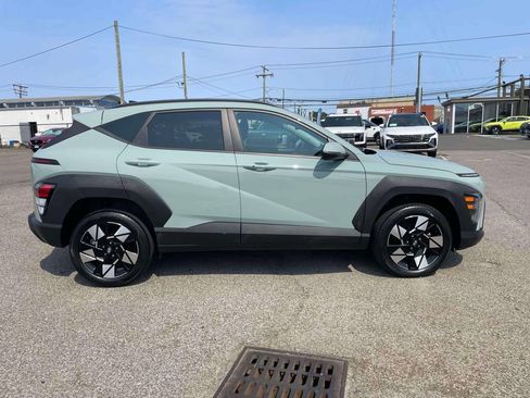 Used 2024 Hyundai Kona SEL AWD/4WD image 5