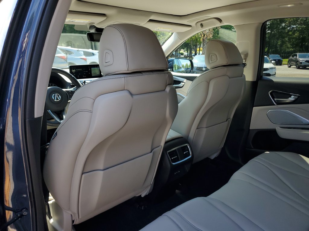 Certified 2025 Acura RDX w/ Technology Package AWD/4WD image 12