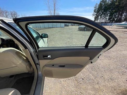Used 2008 Ford Fusion SE image 28