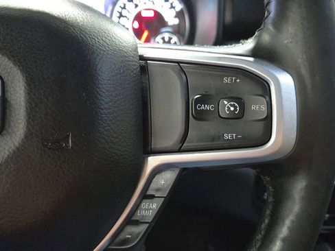 Used 2019 RAM 1500 Big Horn AWD/4WD image 12