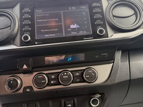 Used 2022 Toyota Tacoma SR5 image 12