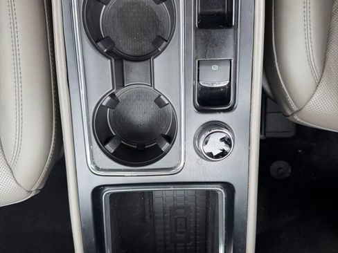 Used 2024 Lincoln Corsair Grand Touring w/ Equipment Group 301A image 26