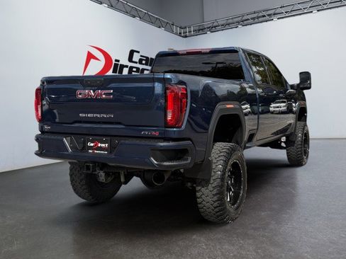 Used 2022 GMC Sierra 2500 AT4 image 11