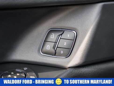 Used 2019 Ford Expedition Limited w/ Equipment Group 301A image 45