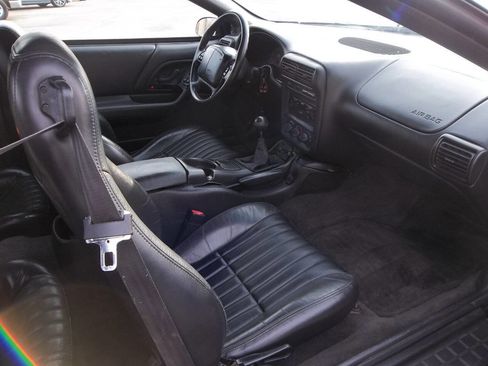 Used 2000 Chevrolet Camaro Z28 image 13