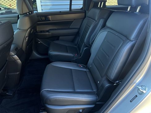 Used 2024 Hyundai Santa Fe Calligraphy image 14