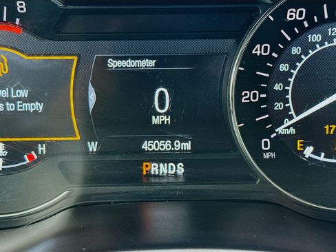 Used 2019 Lincoln MKC Reserve w/ MKC Technology Package FWD image 8