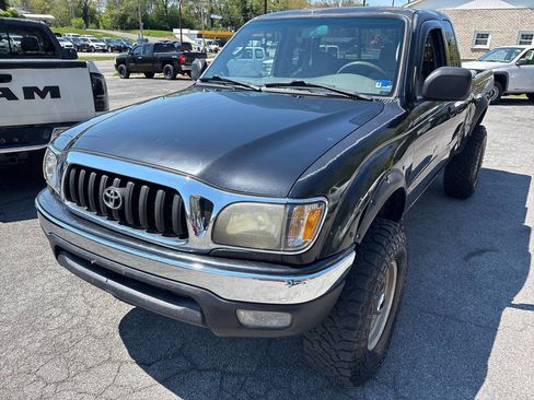 Used 2002 Toyota Tacoma 4x4 Xtracab V6 image 2
