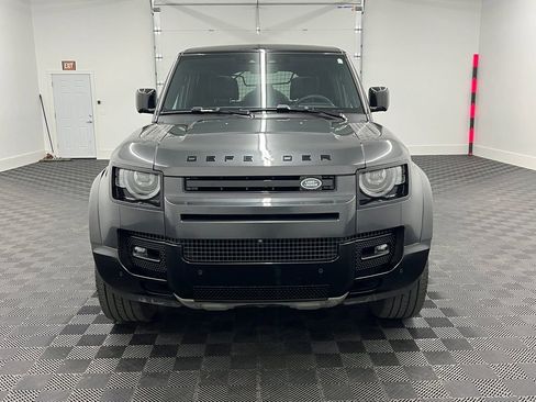 Used 2023 Land Rover Defender 110 V8 image 5