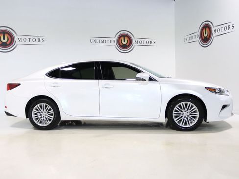 Used 2016 Lexus ES 350 FWD image 29