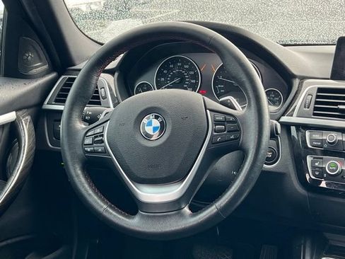 Used 2017 BMW 330e RWD image 13