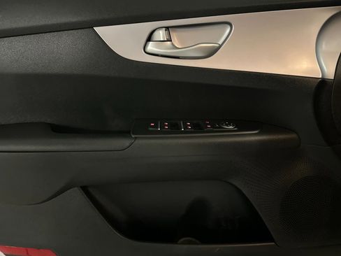 Used 2024 Kia Forte LXS image 12