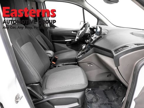 Used 2022 Ford Transit Connect XLT FWD image 22