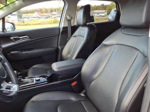Used 2023 Kia Sportage EX image 13