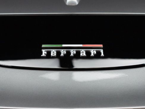 Used 2024 Ferrari Roma Spider image 45