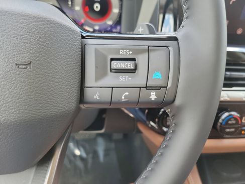 New 2026 Nissan Pathfinder Platinum w/ Cargo Package image 24