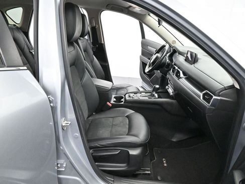 Used 2020 MAZDA CX-5 Touring image 28
