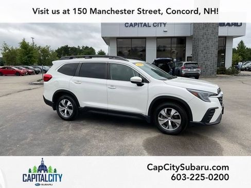 Used 2024 Subaru Ascent Premium w/ Convenience Package AWD/4WD image 1
