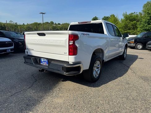Used 2023 Chevrolet Silverado 1500 LT AWD/4WD image 7