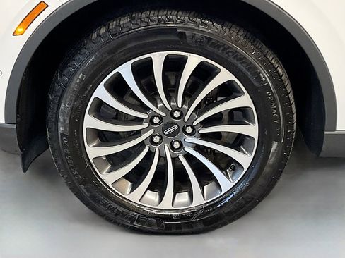 Used 2024 Lincoln Aviator Reserve AWD/4WD image 34
