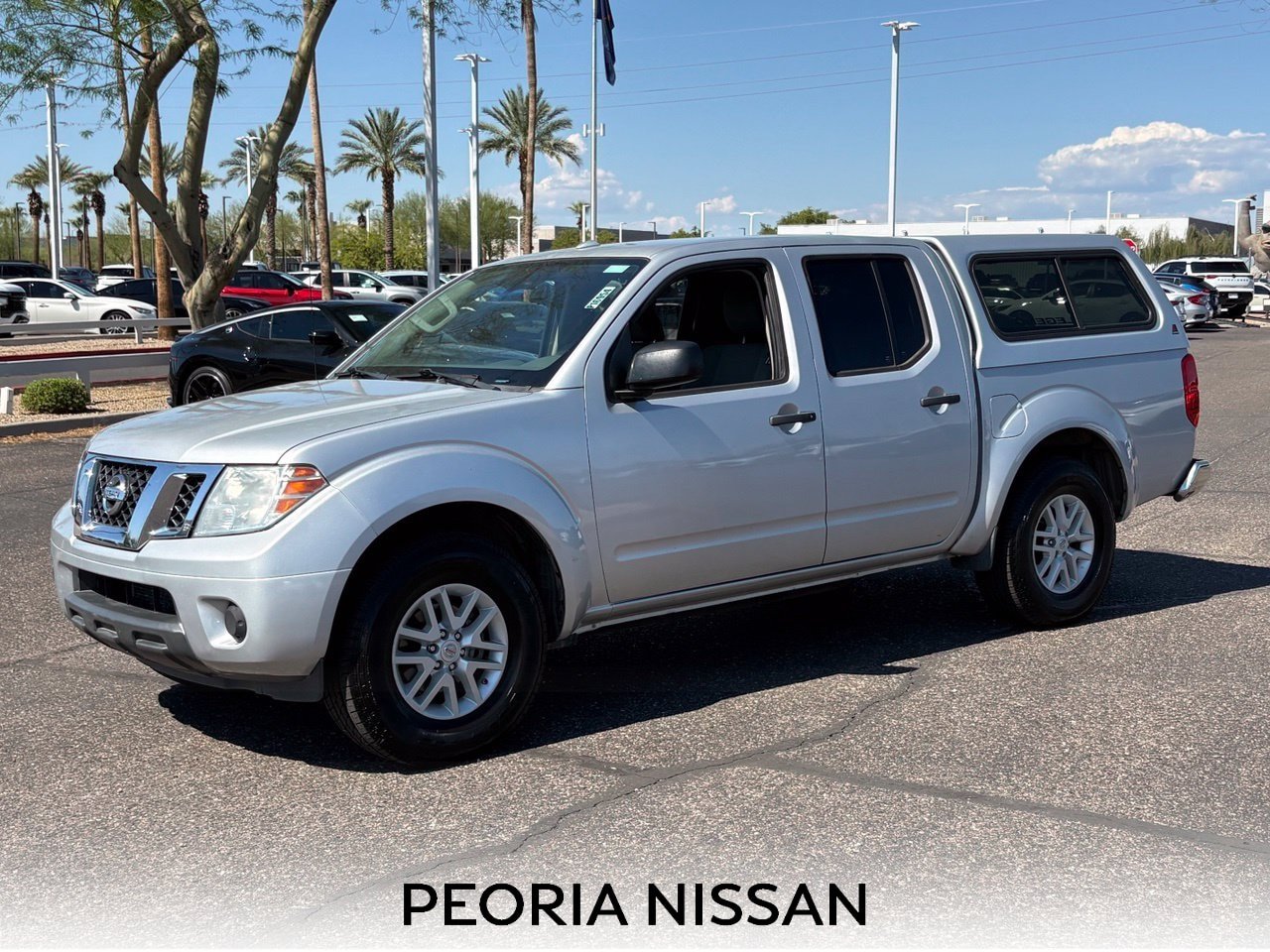 Used 2018 Nissan Frontier SV RWD image 1