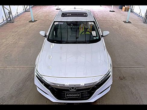 Used 2018 Honda Accord EX-L image 2