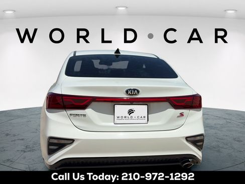 Used 2019 Kia Forte S w/ S Premium Package FWD image 4