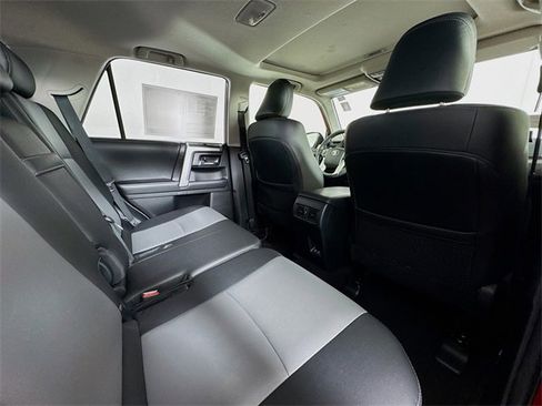 Certified 2021 Toyota 4Runner SR5 Premium image 30
