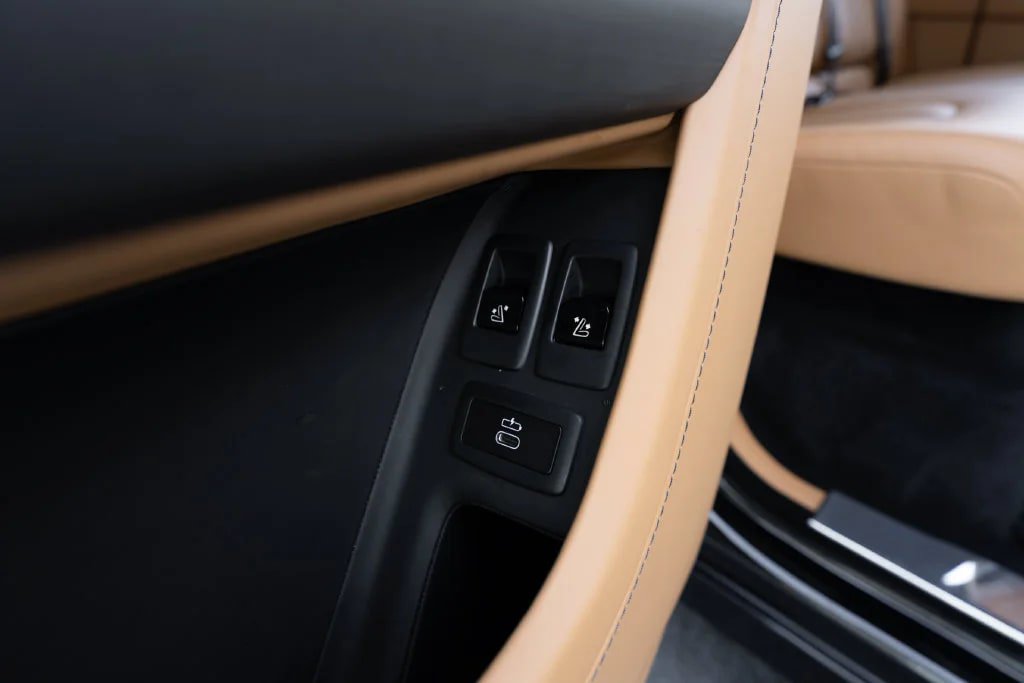 Used 2026 Rolls-Royce Cullinan w/ Cullinan Package AWD/4WD image 58