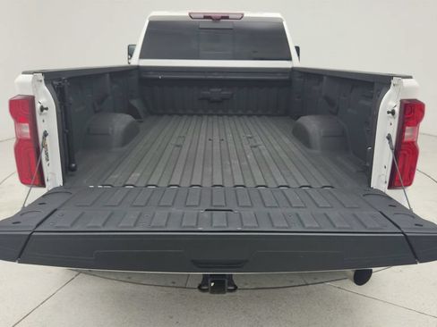 Certified 2025 Chevrolet Silverado 3500 High Country w/ High Country Premium Package AWD/4WD image 35
