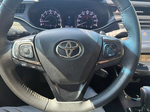 Used 2016 Toyota Avalon XLE FWD image 16