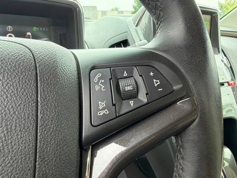 Used 2012 Chevrolet Volt Premium w/ Premium Trim Package FWD image 9